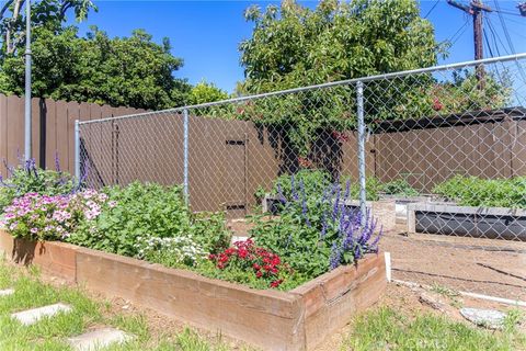 Tiny photo for 5127 Glenhaven Ave, Riverside, CA 92506 (MLS # IG26087202)