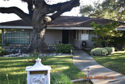 Photo of 1640 Oak Tree Lane, Glendora, CA 91741 (MLS # CV25251016)