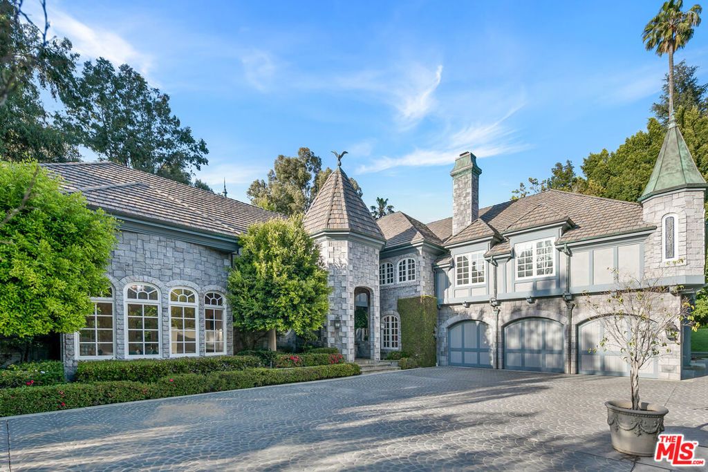 listing image 130726195254694853903
