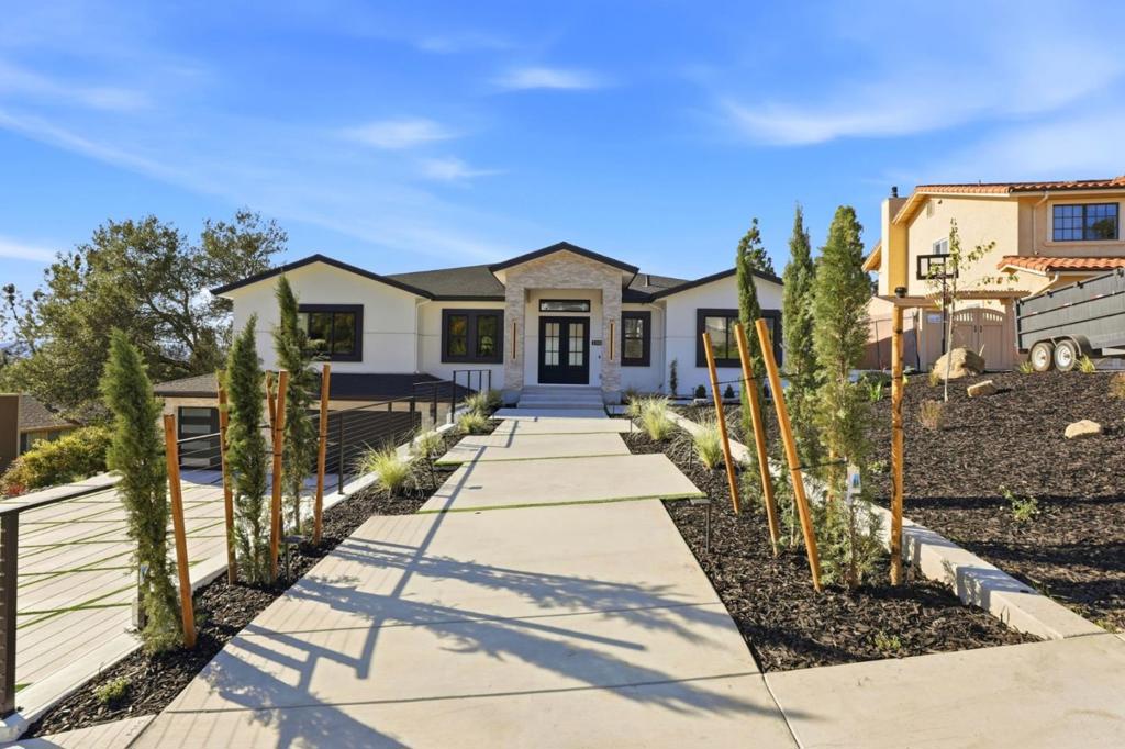 15860 Jackson Oaks Drive