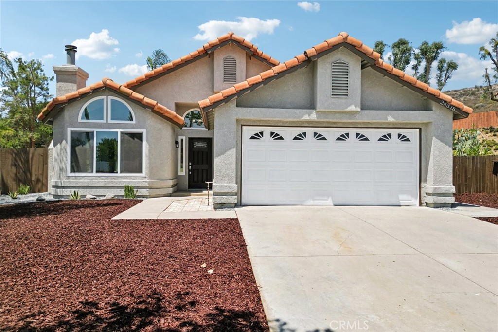 This fully remodeled ranch style property is the perfect place to call home. Upon entry, you are greeted with a spacious living room which leads to a fully remodeled kitchen fitted with brand new wooden cabinets, appliances, waterfall quartz countertops, brand new windows and HVAC system. Durable waterproof laminate floors have been installed throughout the home and all bathrooms have been fully remodeled. Lastly, the large and spacious backyard serves as the perfect template to create a vast entertainment space for festive family gatherings.