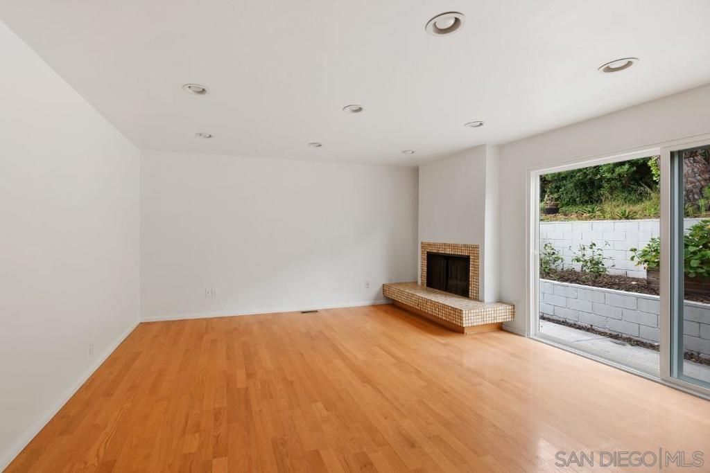 Del Mar - Residential Lease