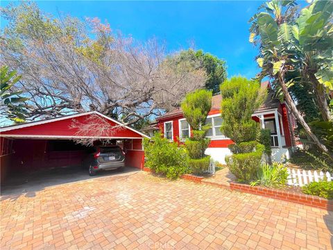 Photo of 703 Manzanita Avenue, Sierra Madre, CA 91024 (MLS # SR26114217)