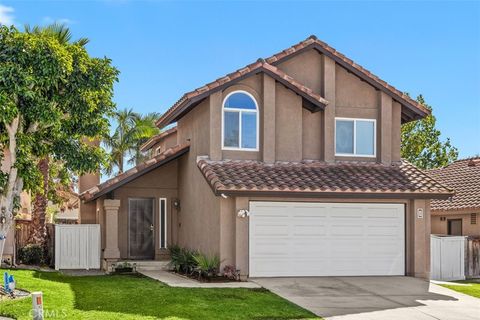 Photo of 4 Firethorn, Rancho Santa Margarita, CA 92688 (MLS # OC26028941)