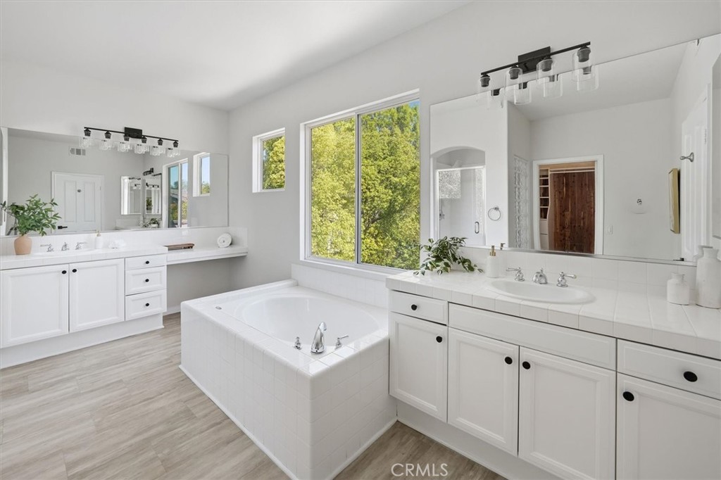 Sandalwood (SNDL) - Residential