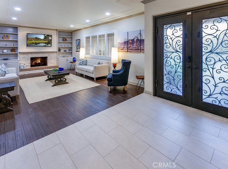 19520 Bermudas Street