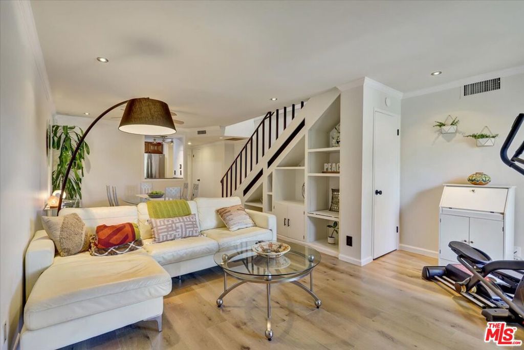 Oak Pointe - Residential