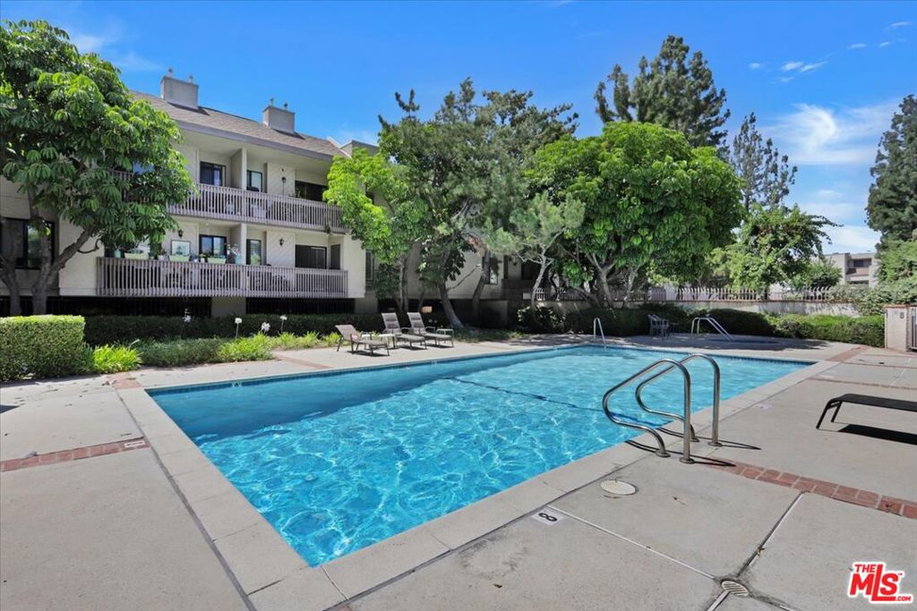 Oak Pointe - Residential