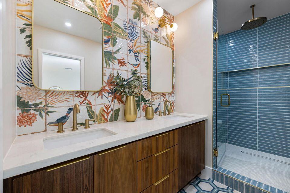 Warm Sands - Residential