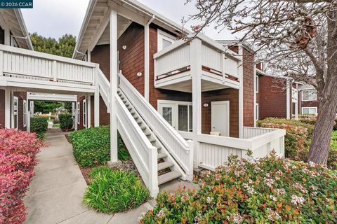 Photo of 161 161 Marina Lakes Dr Dr, Richmond, CA 94804 (MLS # 41126331)