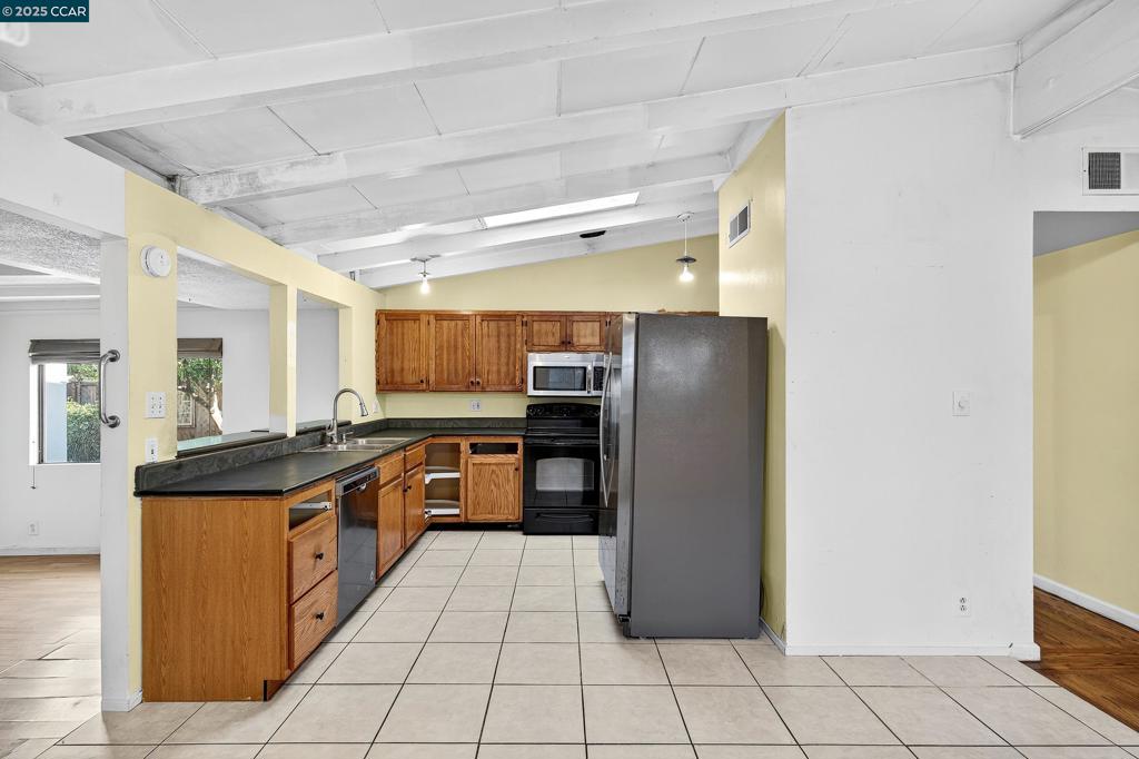 TARA HILLS - Residential