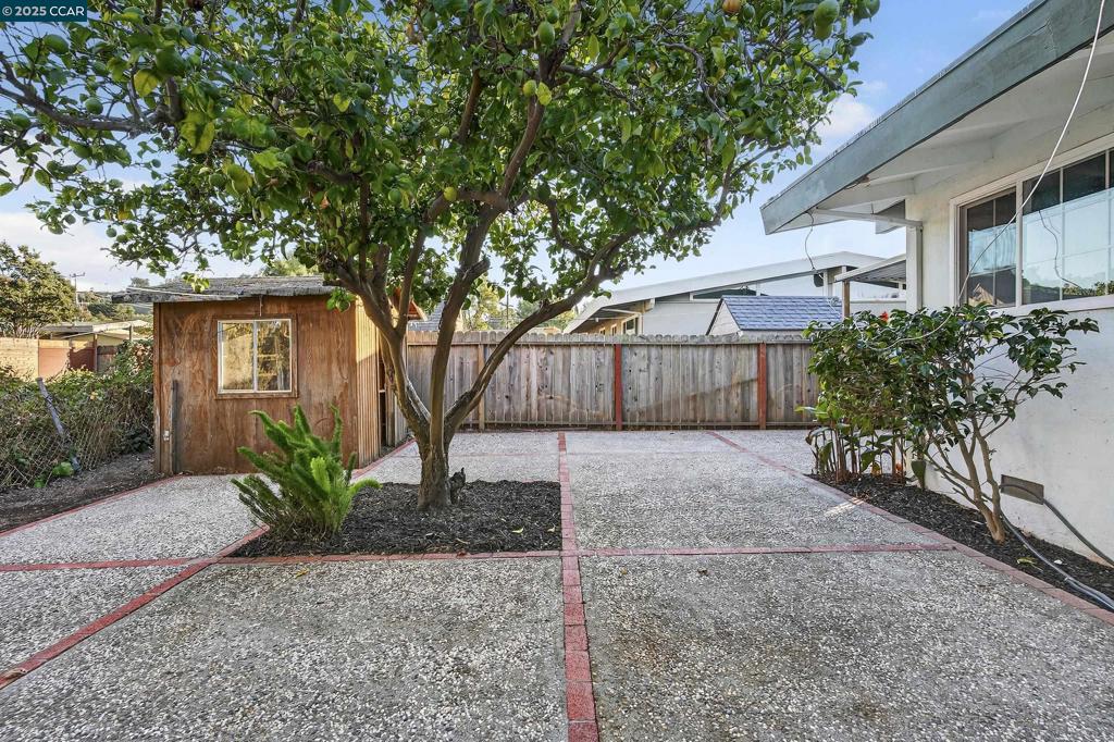 TARA HILLS - Residential