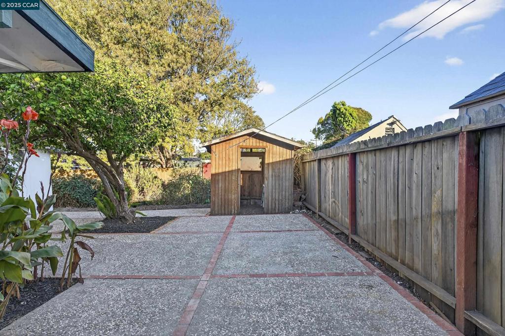 TARA HILLS - Residential