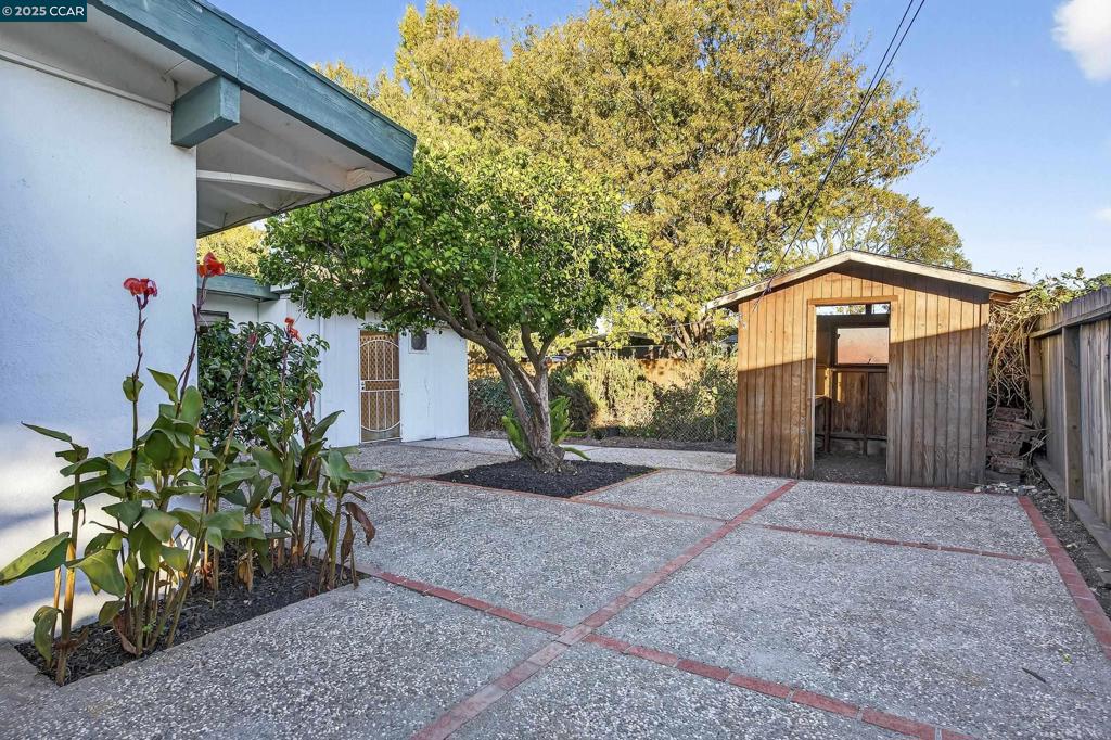 TARA HILLS - Residential