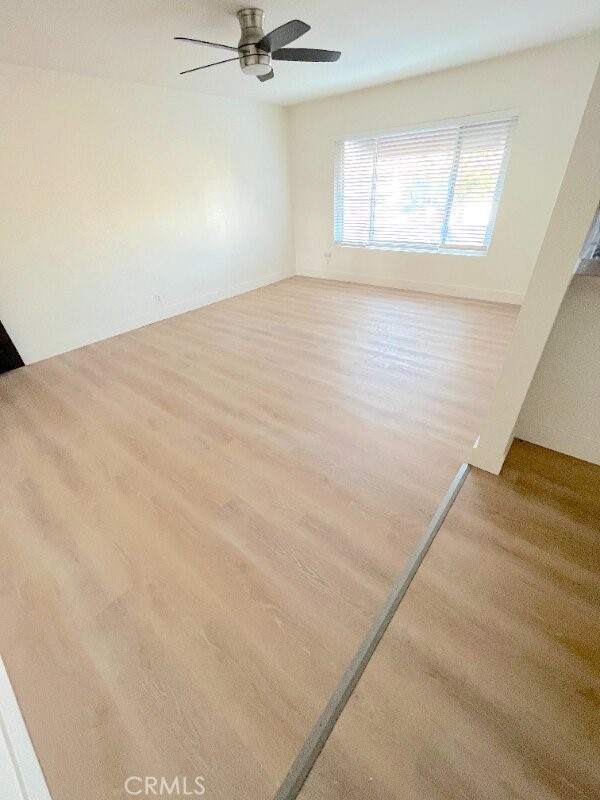 2115 Placentia Avenue 18