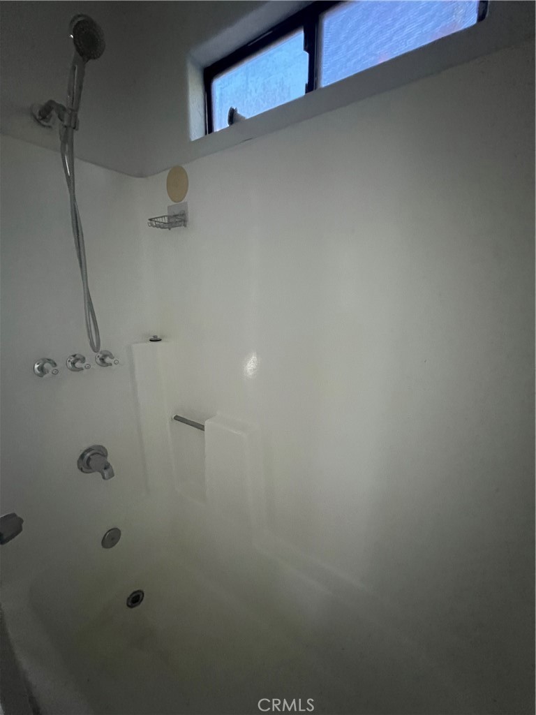 Mission Lakes (34101) - Residential