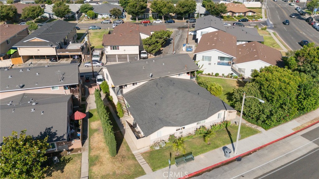 419 N Tustin Avenue