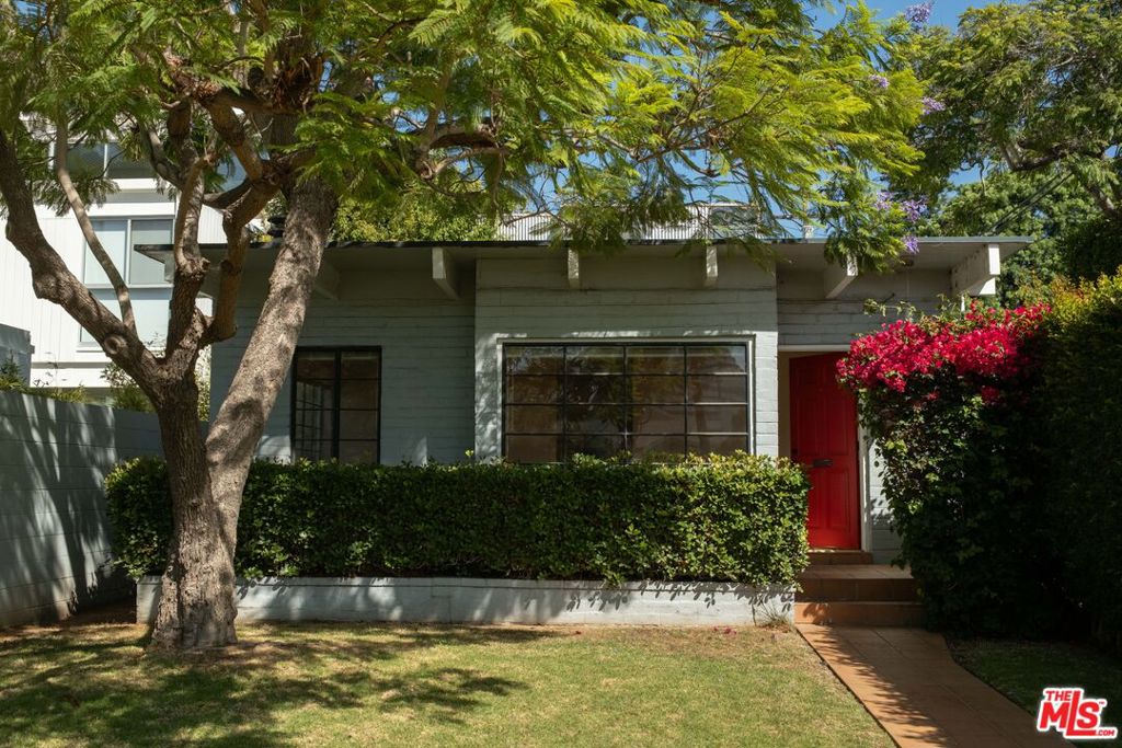 12217 Dorothy Street