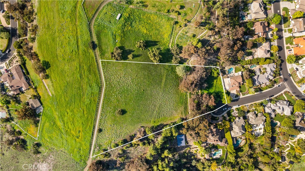 27281 Viewpoint Circle