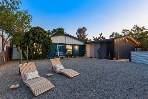 Photo of 61589 El Reposo Street, Joshua Tree, CA 92252 (MLS # 219147829DA)