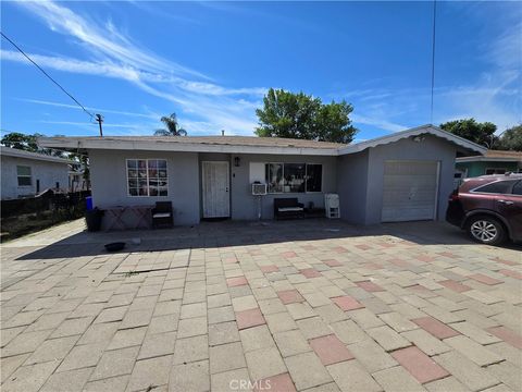Photo of 1275 Hardt, San Bernardino, CA 92408 (MLS # SR26062195)