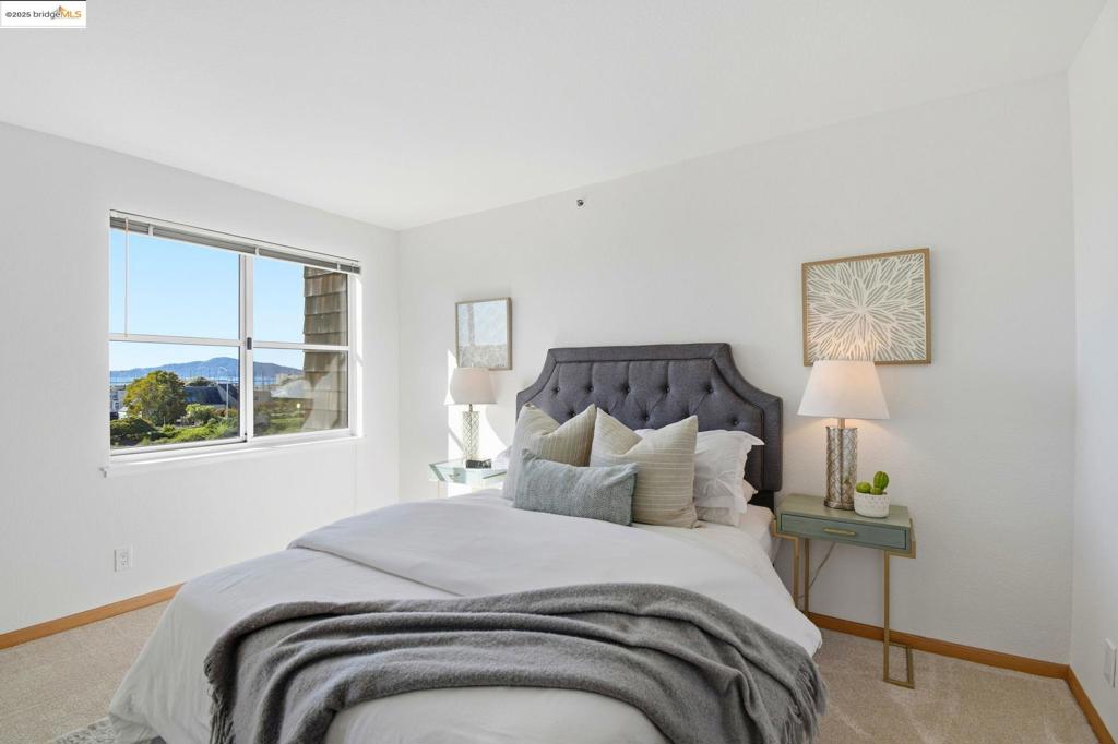 BRICKYARD LANDNG - Residential