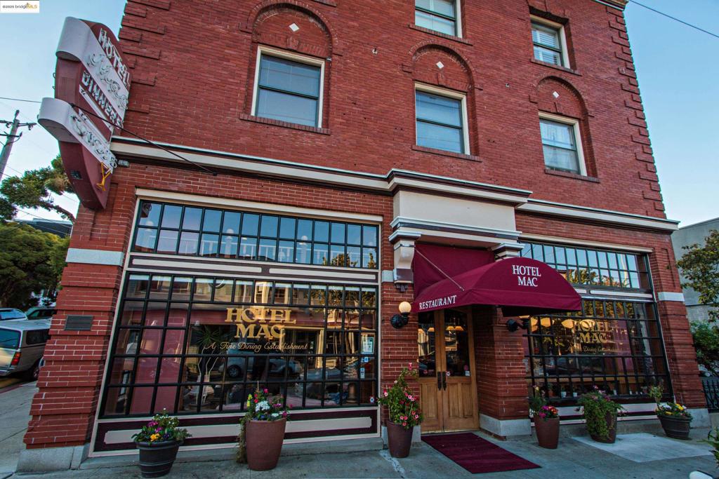 BRICKYARD LANDNG - Residential