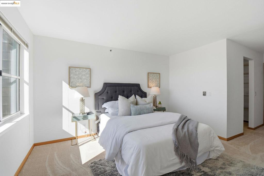 BRICKYARD LANDNG - Residential