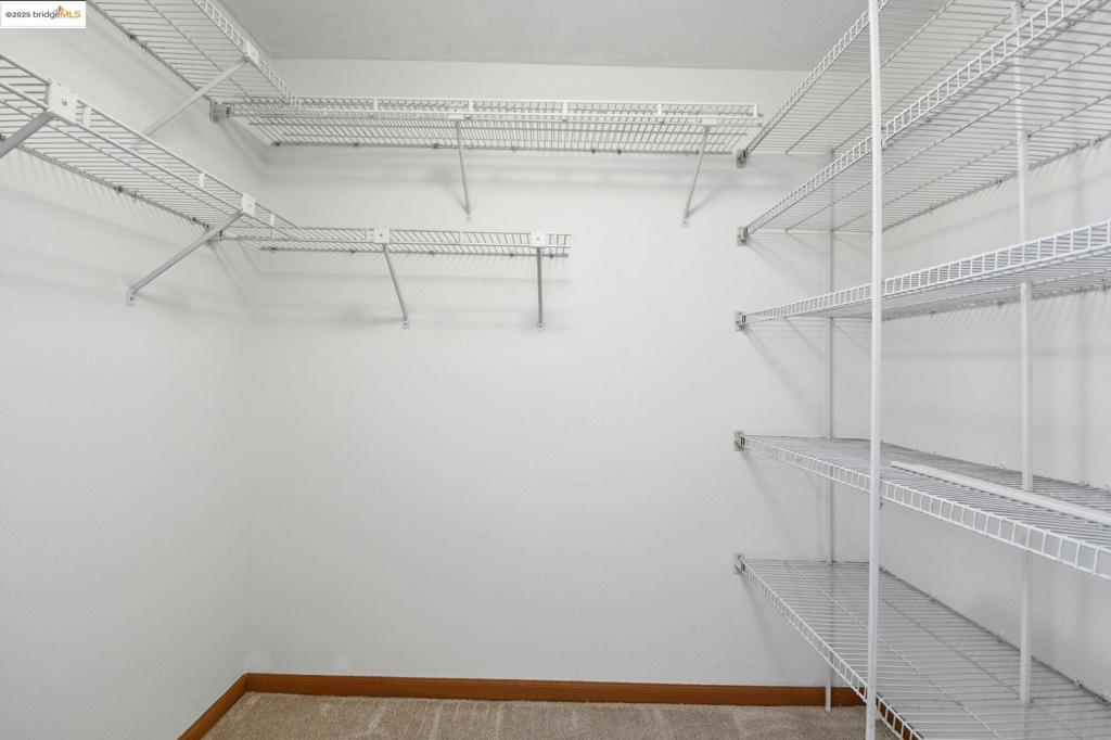 BRICKYARD LANDNG - Residential