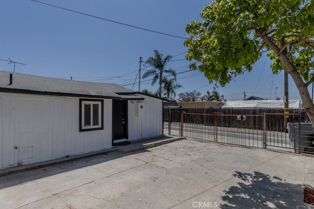 listing image 130728851975076564468