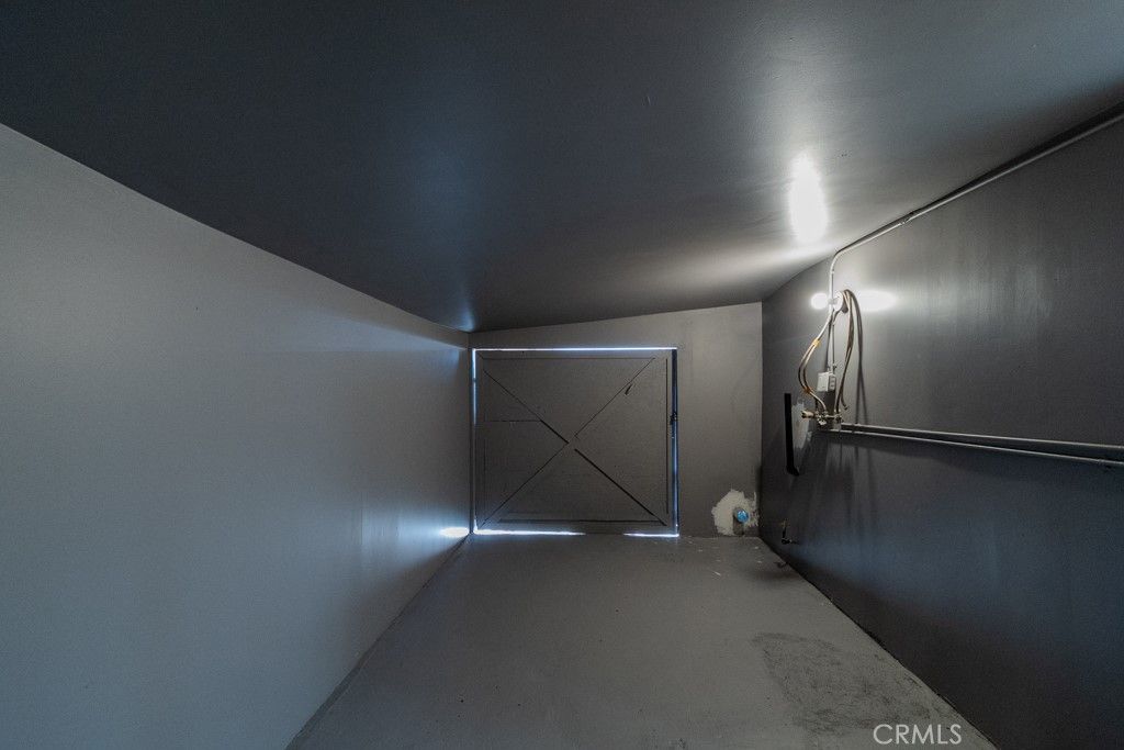 listing image 130720038459927049463