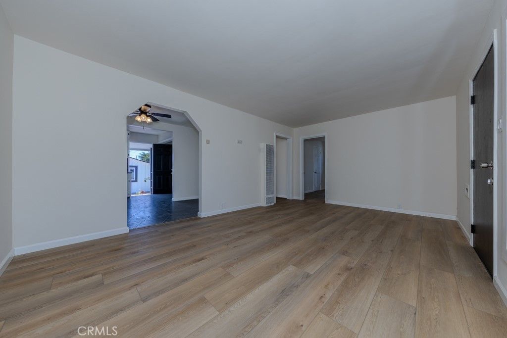 listing image 130727284666043270144