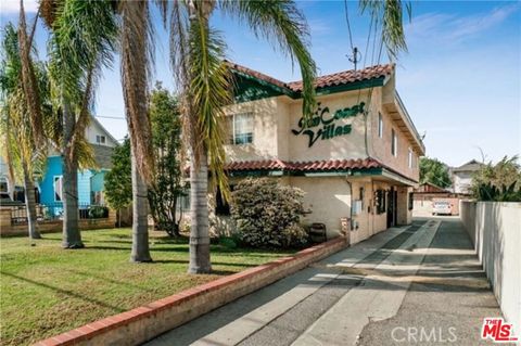 Photo of 2417 S Budlong Avenue #U1 R2, Los Angeles, CA 90007 (MLS # 26833311)