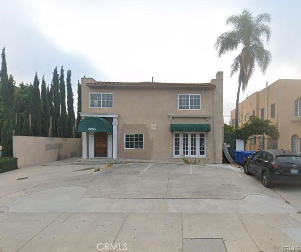 Photo of 670 Crenshaw Blvd, Los Angeles, CA 90005 (MLS # IG26059663)
