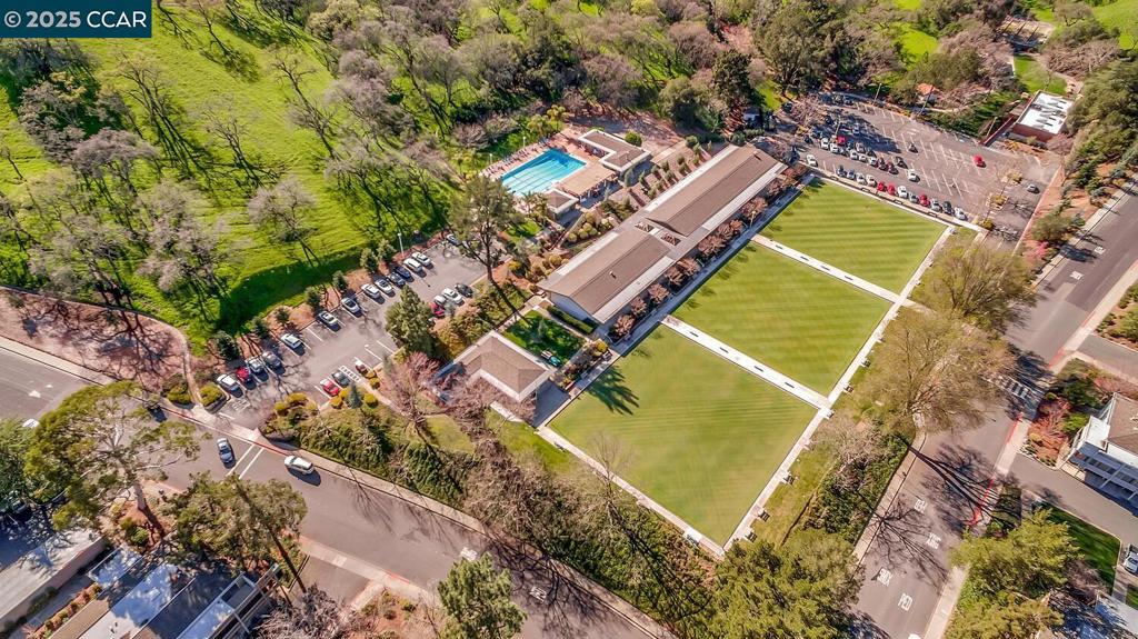 ROSSMOOR - Residential