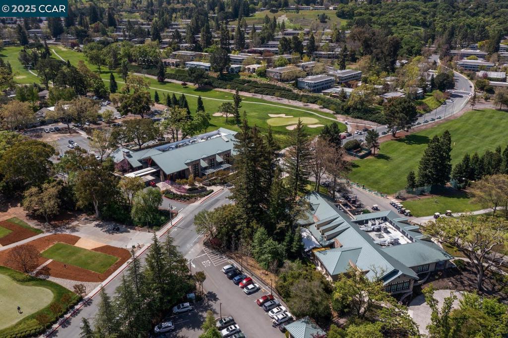 ROSSMOOR - Residential