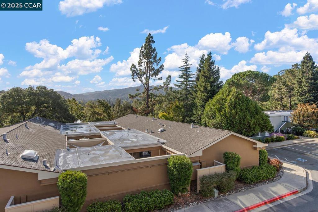 ROSSMOOR - Residential