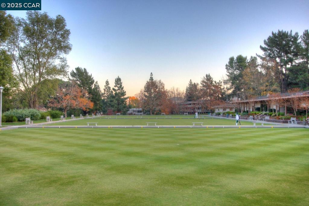 ROSSMOOR - Residential