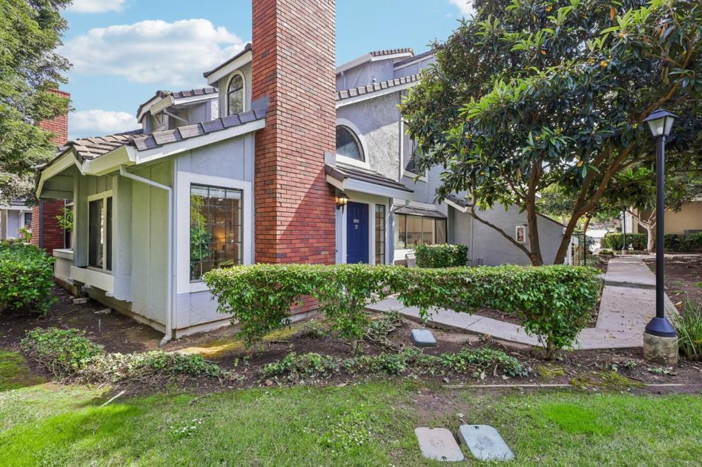 2611 Yerba Vista Court