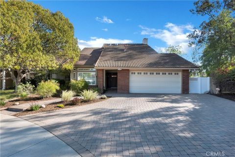 Photo of 13646 Blacksmith Court, Moorpark, CA 93021 (MLS # SR26038315)