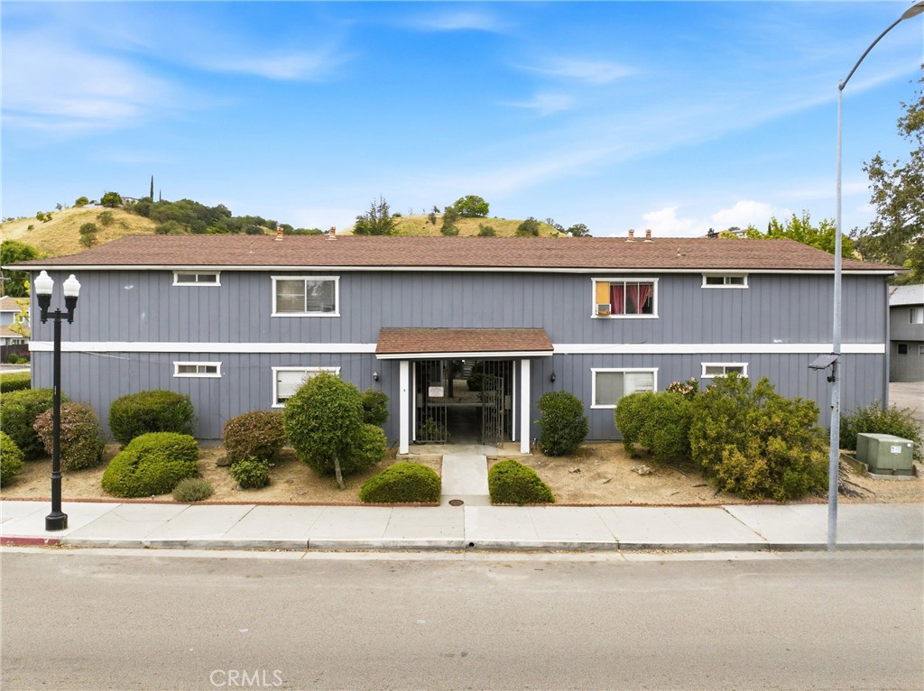 3411 Spring Street