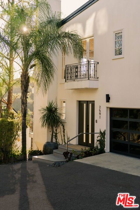 2591 Leicester Drive