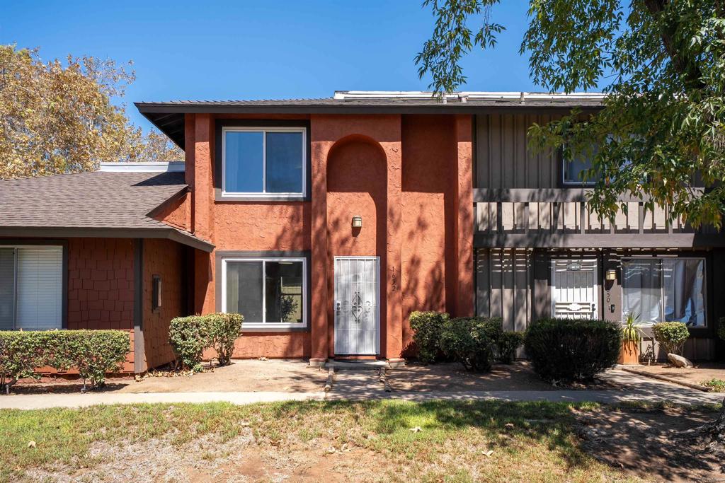 1652 Summertime Dr