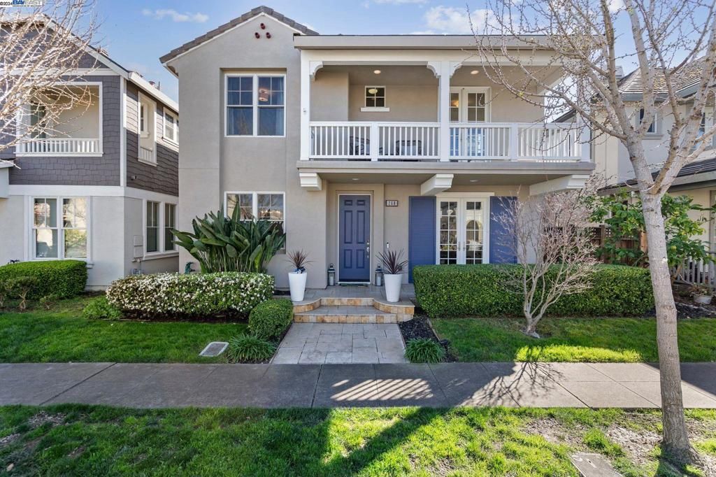 listing image 130721300573533889743