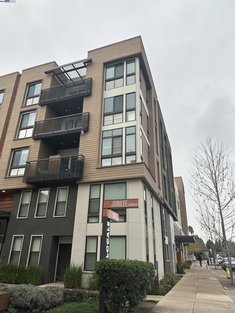 CENTRAL FREMONT - Residential