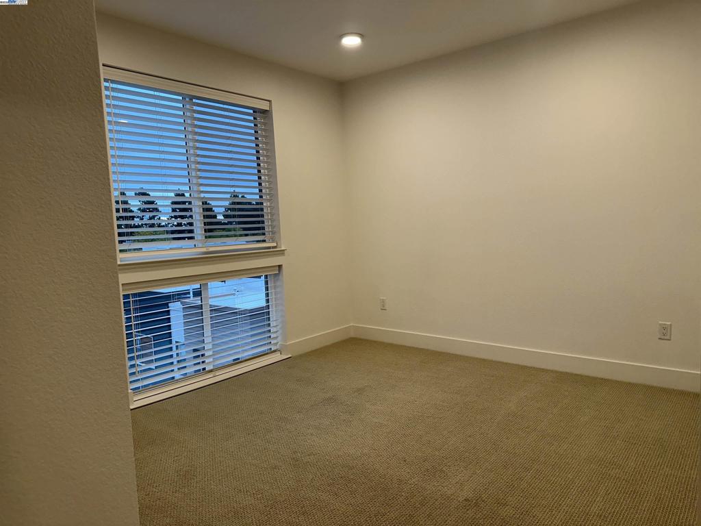 CENTRAL FREMONT - Residential