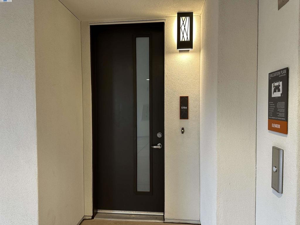 3658 Capitol Ave 519A