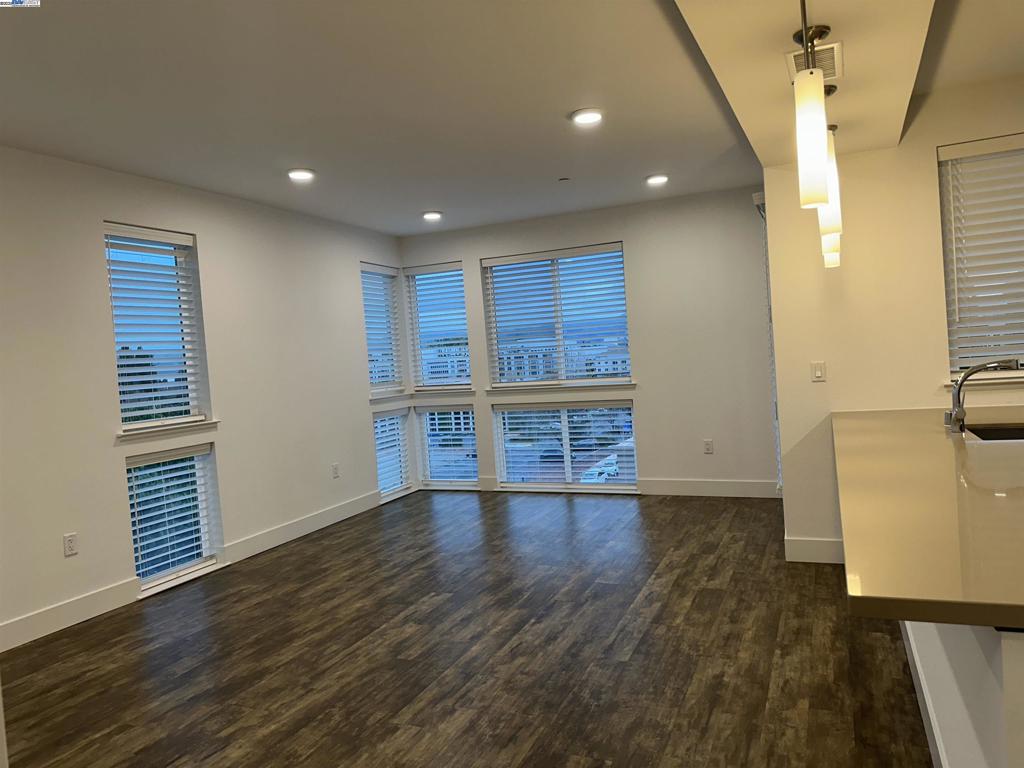 CENTRAL FREMONT - Residential