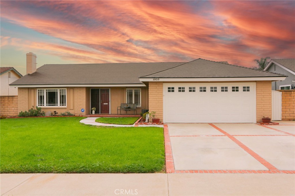 SINGLE STORY HOME WALKING DISTANCE TO TRI-CITY PARK, SHOPPING, AWARD WINNING SCHOOLS AND PLACENTIA DINNING!!! This Well Maintained 4 bedroom, 2 bath home Maximizes a Functional Floorplan. The primary suite resides off of the living and dinning spaces. 3 more spacious bedrooms share a hallway and the large 2nd full bath. Customize Your own mudroom or create a yoga space in the small room off of the hallway. A circular flow through the updated kitchen provides privacy and spacious countertops for prepping and cooking! French doors from the dinning area lead out to a covered patio and Your cozy above ground spa! Enjoy dinning outside on summer nights and wind down in the spa for some well deserved relaxation! Situated in a quiet cult-de-sac, don't miss the opportunity to view this perfect Jewel of a Home!