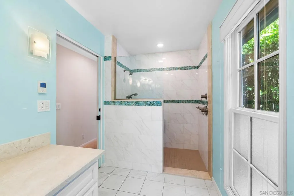 La Jolla, California 92037, United States, 5 Bedrooms Bedrooms, ,5 BathroomsBathrooms,Residential,Active,134030